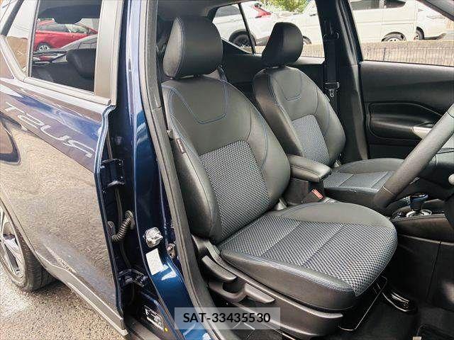 Nissan KICKS 2021-10 7220437-6