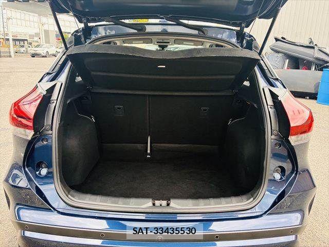 Nissan KICKS 2021-10 7220437-8