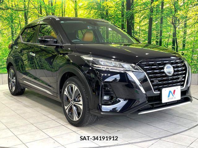 Nissan KICKS 2021-02 7220417-15