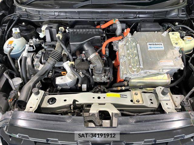 Nissan KICKS 2021-02 7220417-17