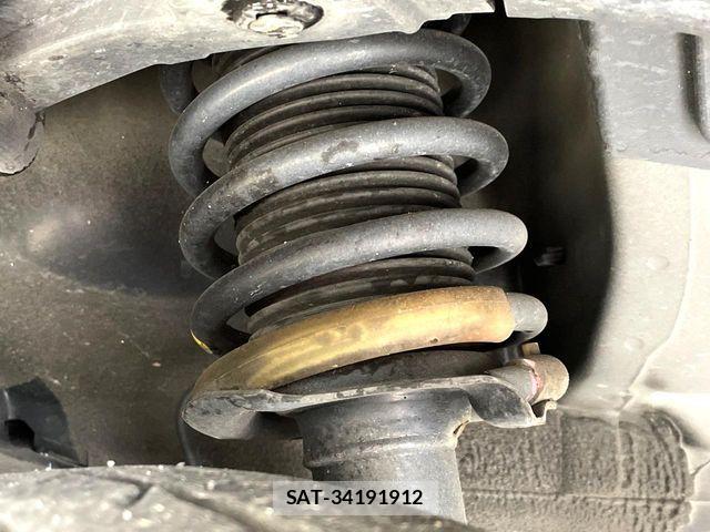 Nissan KICKS 2021-02 7220417-19