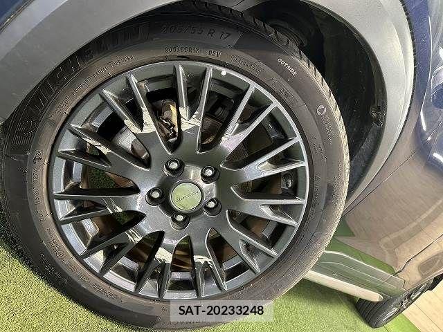 Nissan KICKS 2021-07 7220425-11