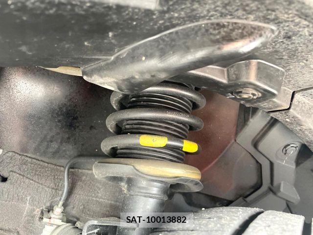 Nissan KICKS 2020-09 7220416-19