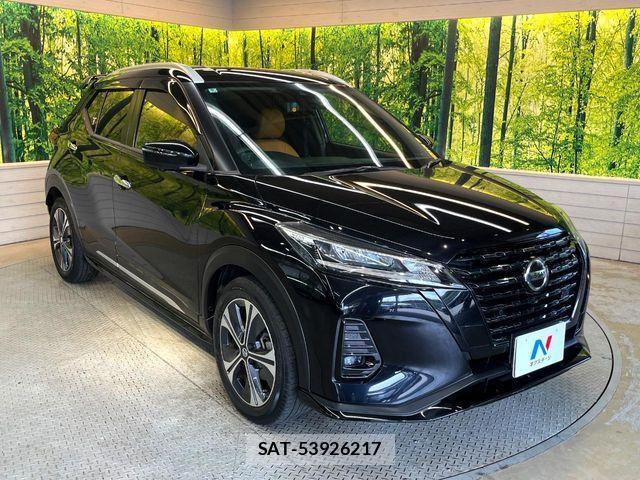 Nissan KICKS 2020-09 7220415-15