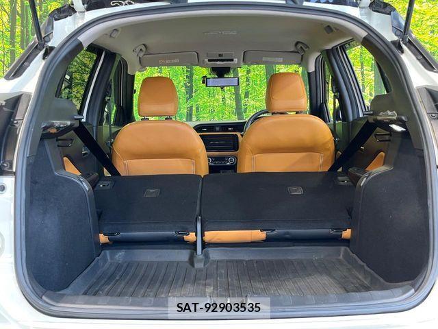 Nissan KICKS 2021-08 7220431-9