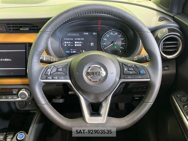 Nissan KICKS 2021-08 7220431-10