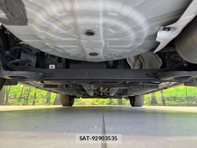 Nissan KICKS 2021-08 7220431-18