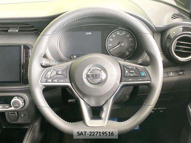 Nissan KICKS 2021-04 7220418-10