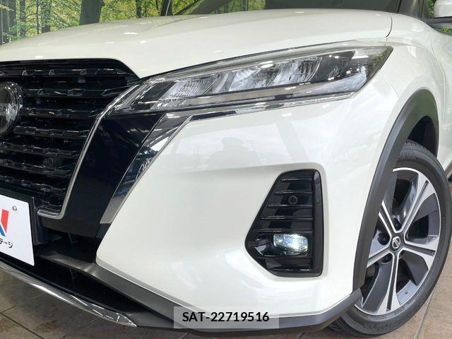 Nissan KICKS 2021-04 7220418-11