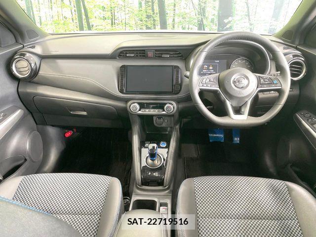 Nissan KICKS 2021-04 7220418-1