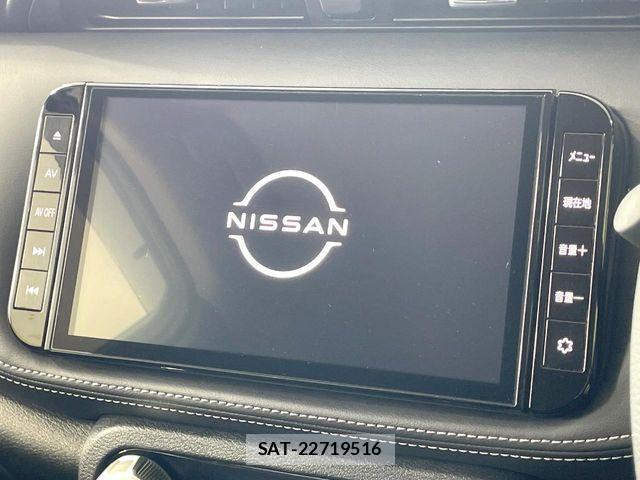 Nissan KICKS 2021-04 7220418-2