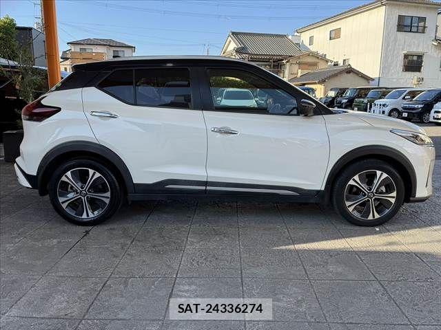 Nissan KICKS 2020-12 7220419-10