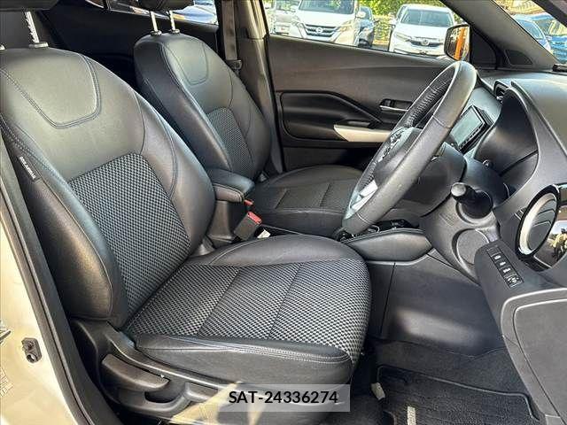 Nissan KICKS 2020-12 7220419-22
