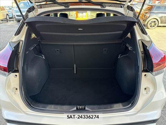 Nissan KICKS 2020-12 7220419-24