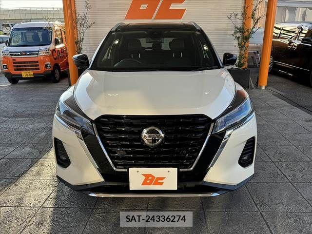 Nissan KICKS 2020-12 7220419-8