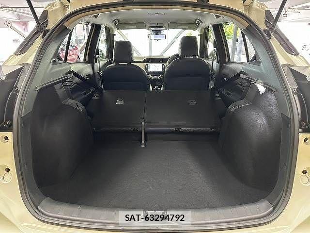 Nissan KICKS 2021-03 7220420-19