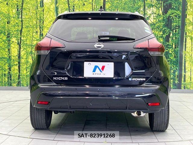 Nissan KICKS 2021-11 7220436-14