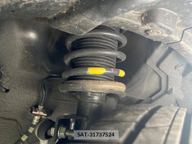 Nissan KICKS 2021-05 7220424-19