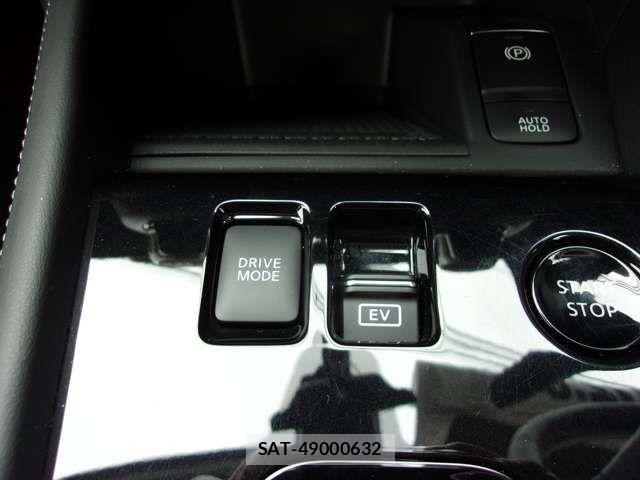 Nissan KICKS 2025-10 7220443-9