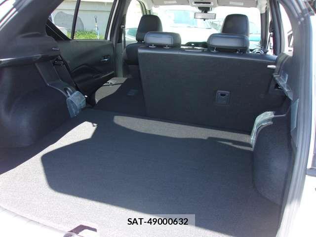 Nissan KICKS 2025-10 7220443-13