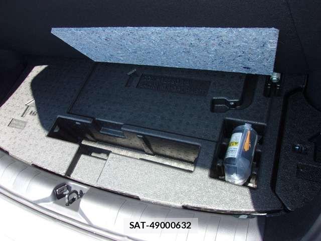 Nissan KICKS 2025-10 7220443-17