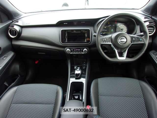 Nissan KICKS 2025-10 7220443-2