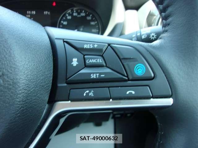 Nissan KICKS 2025-10 7220443-6