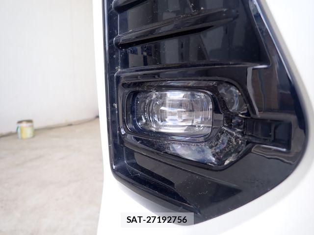 Nissan KICKS 2021-06 7220429-10