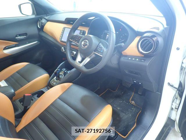 Nissan KICKS 2021-06 7220429-1