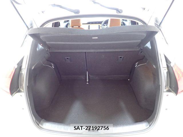 Nissan KICKS 2021-06 7220429-21
