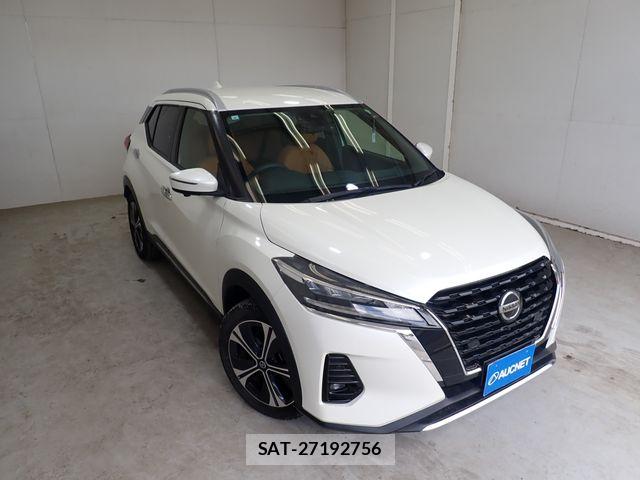 Nissan KICKS 2021-06 7220429-3
