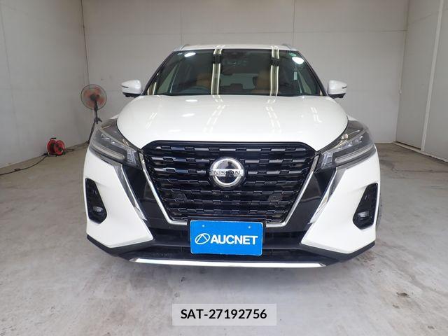 Nissan KICKS 2021-06 7220429-5