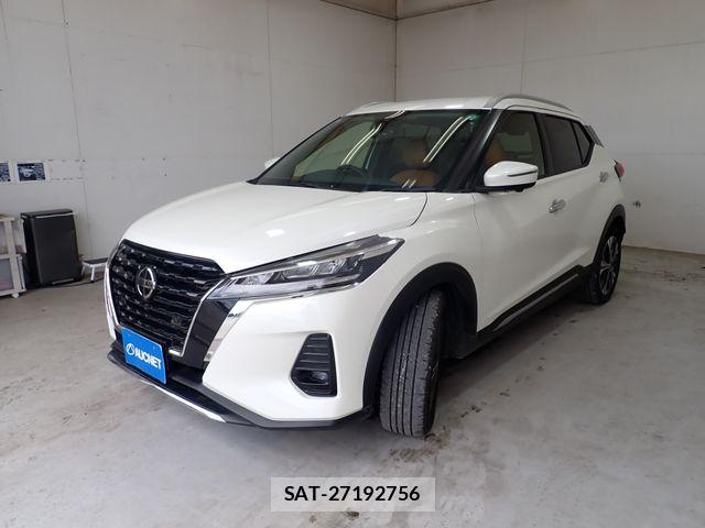 Nissan KICKS 2021-06 7220429-6