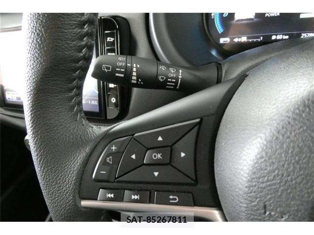 Nissan KICKS 2022-09 7220440-24
