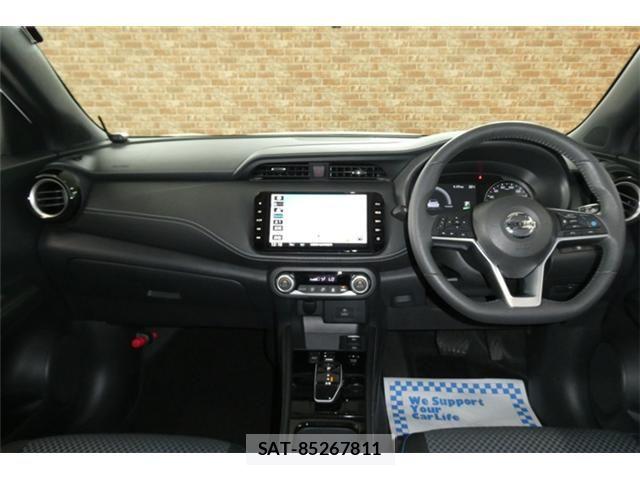 Nissan KICKS 2022-09 7220440-2