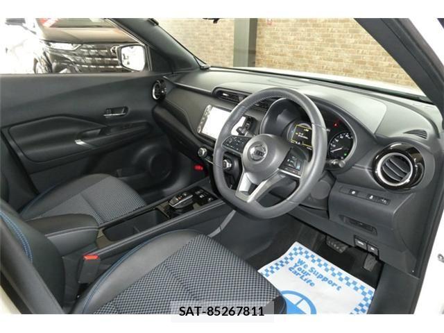 Nissan KICKS 2022-09 7220440-3