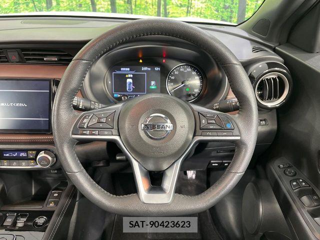 Nissan KICKS 2023-03 7220439-11