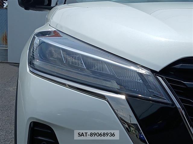 Nissan KICKS 2023-11 7220441-11
