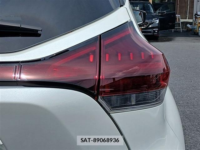 Nissan KICKS 2023-11 7220441-12