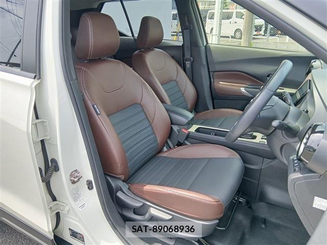 Nissan KICKS 2023-11 7220441-14