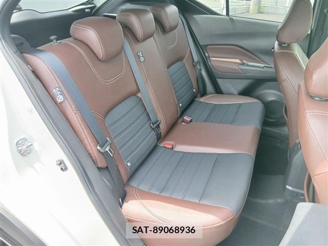 Nissan KICKS 2023-11 7220441-15