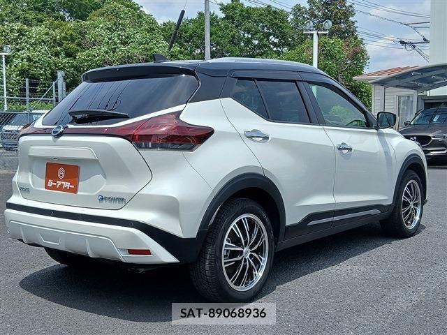Nissan KICKS 2023-11 7220441-21