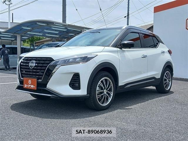 Nissan KICKS 2023-11 7220441-23