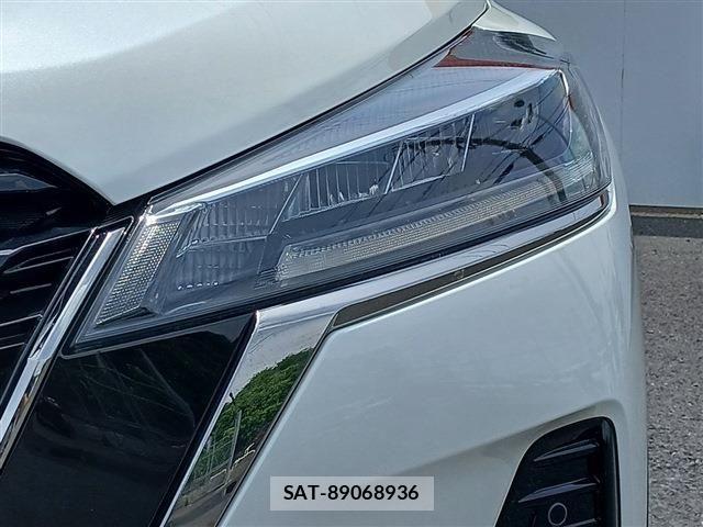 Nissan KICKS 2023-11 7220441-26