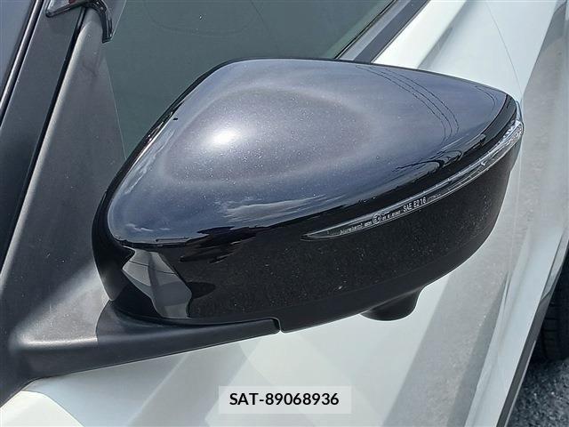 Nissan KICKS 2023-11 7220441-29