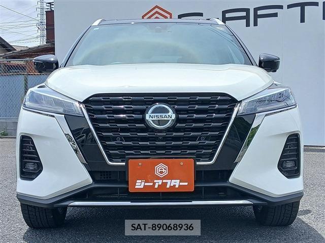 Nissan KICKS 2023-11 7220441-7