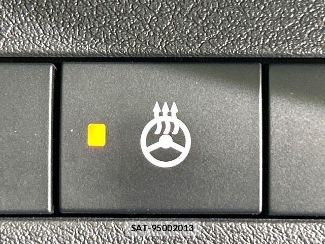 Nissan KICKS 2021-07 7251194-5