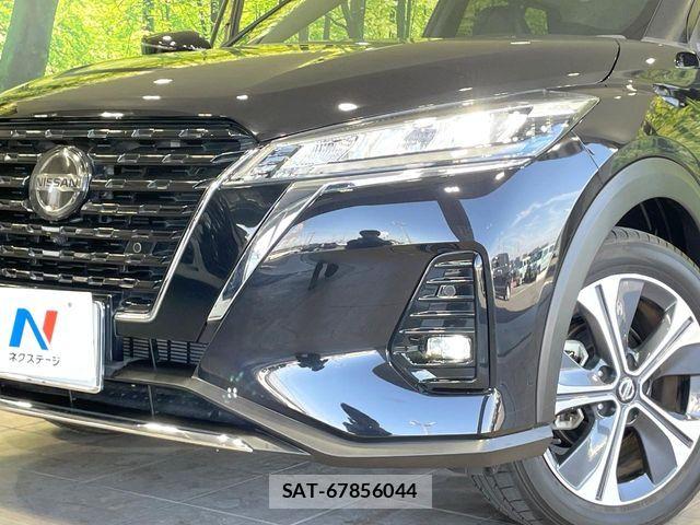 Nissan KICKS 2022-03 7272135-11