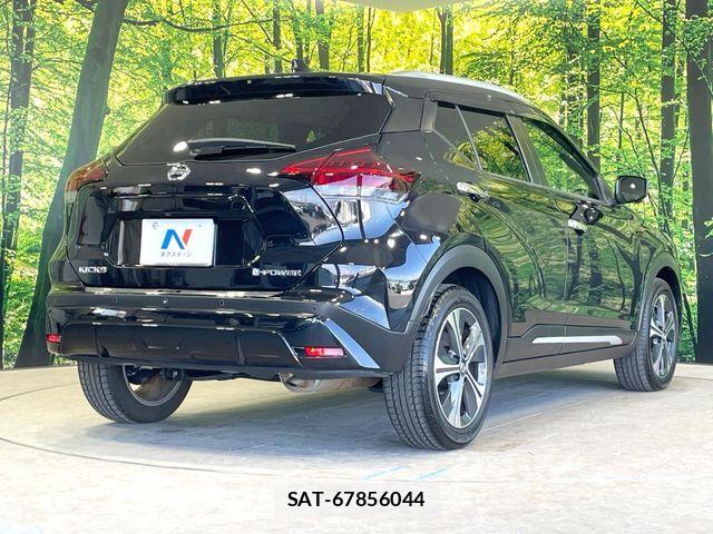 Nissan KICKS 2022-03 7272135-16