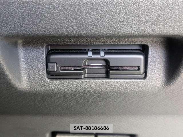 Nissan KICKS 2023-12 7272138-14